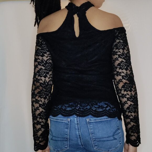 Forever 21 Black Lace Off The Shoulder Choker Top - Picture 4 of 4